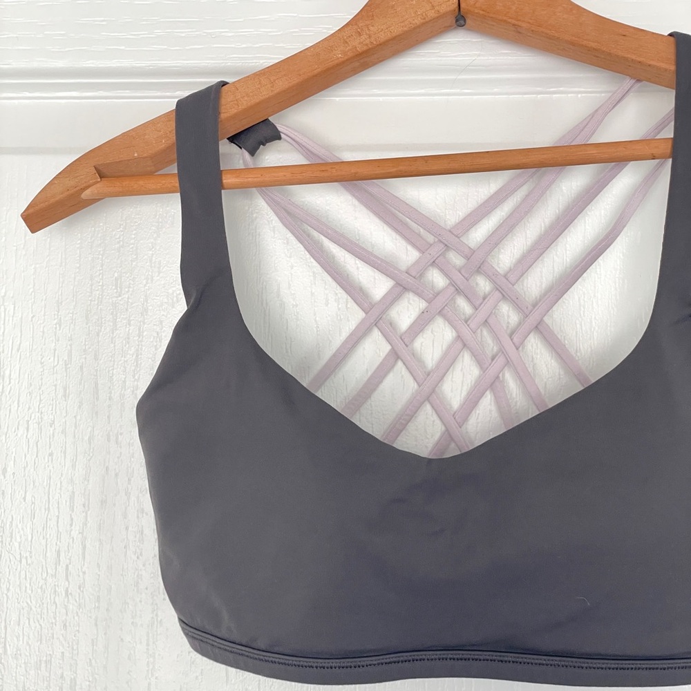 Lululemon Free to Be Sports Bra